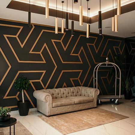 Hotel Lux Мелиде Экстерьер фото
